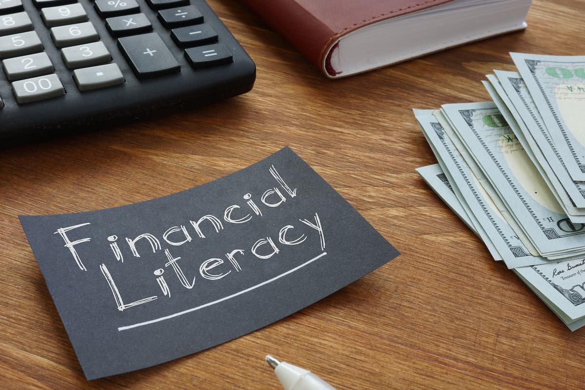 whats-financial-literacy-why-is-it-important-2021